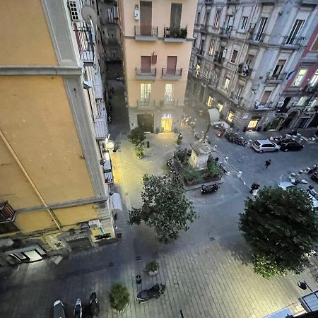 La Cornucopia Apartment เนเปิลส์ ภายนอก รูปภาพ