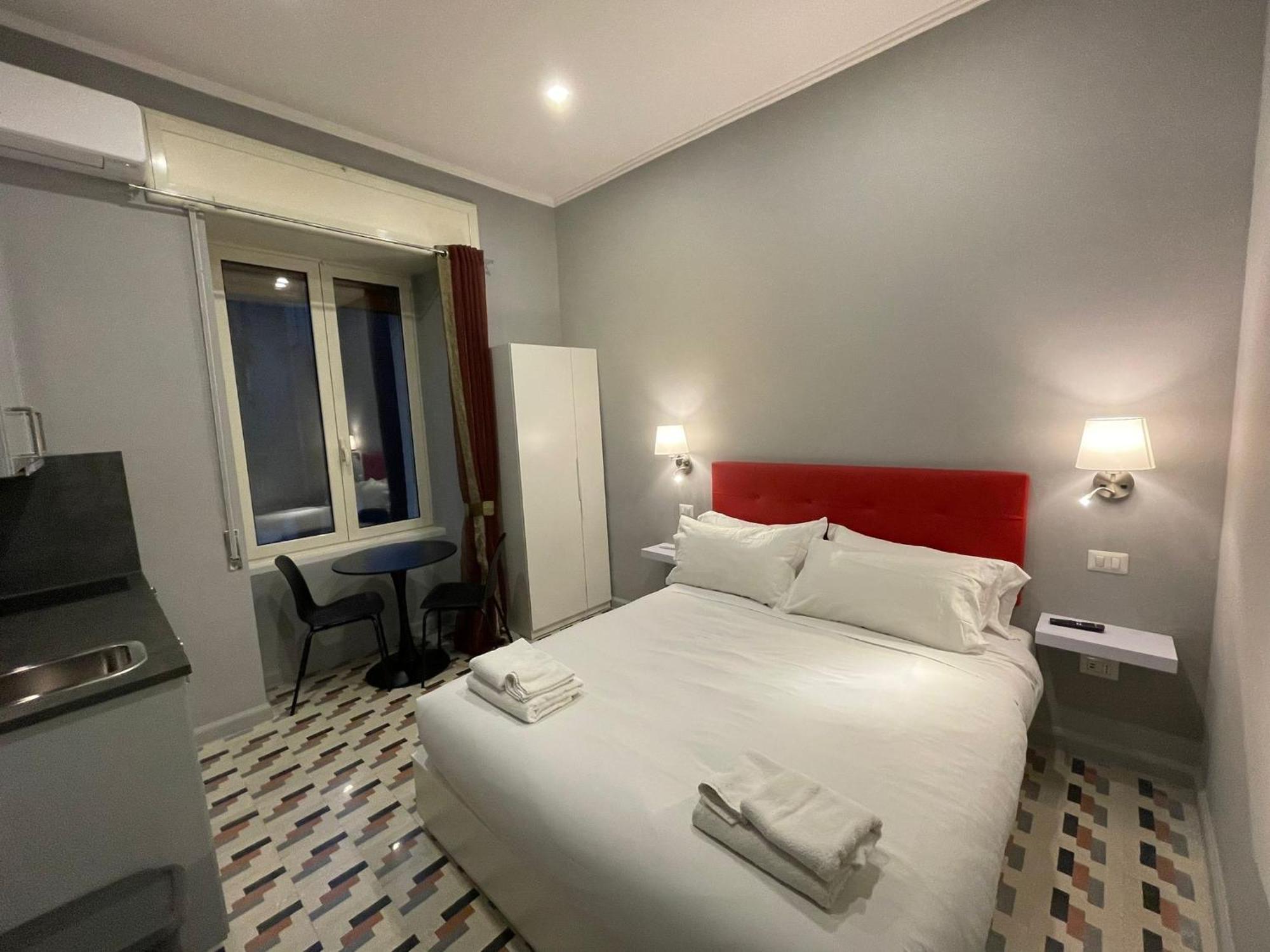La Cornucopia Apartment เนเปิลส์ ภายนอก รูปภาพ